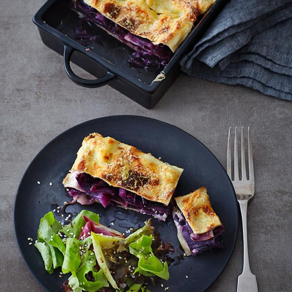 Rotkohl, Orange und Gouda vereinen sich zu einer tollen winterlichen Variante des italienischen Klassikers.