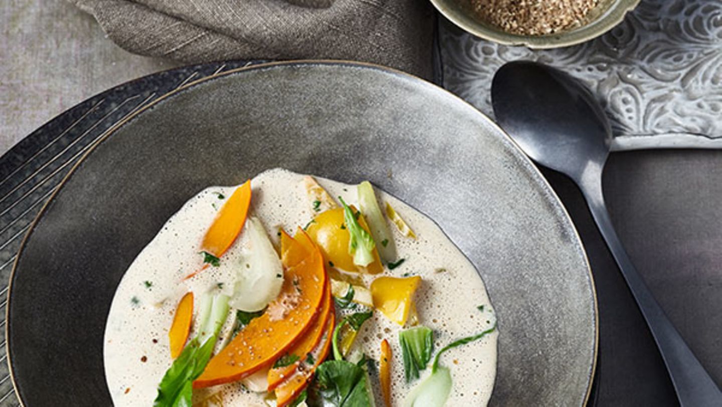 Kokos-Kürbis-Suppe mit Pak choi und Nelken Rezept