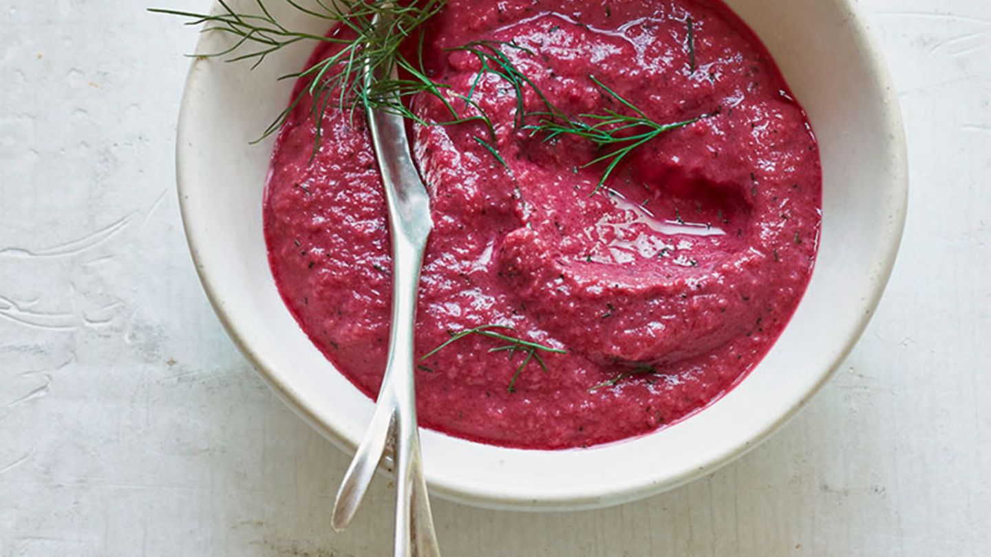 Rote-Bete-Meerrettich-Dip Rezept - [ESSEN UND TRINKEN]