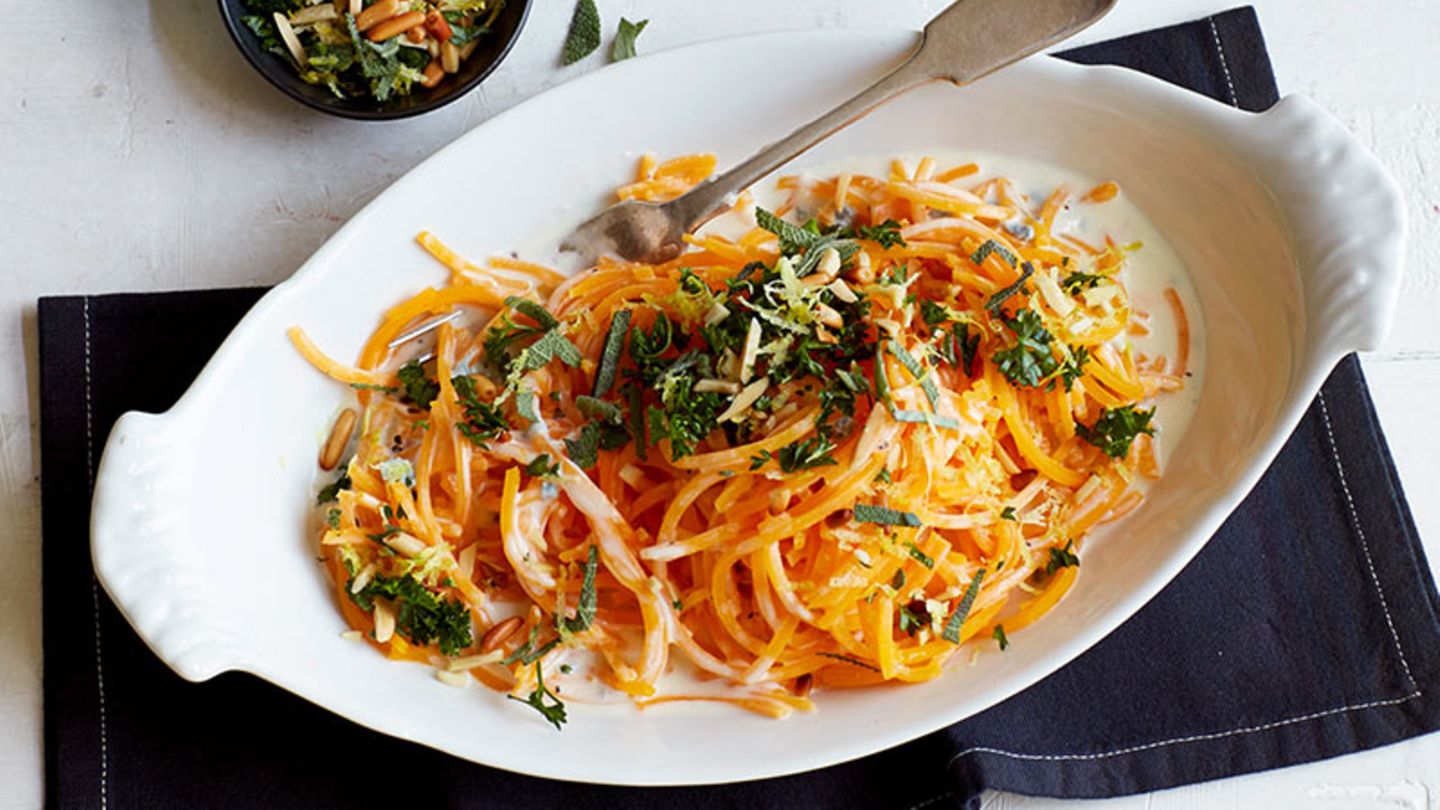Kürbisnudeln mit Salbei-Gremolata Rezept