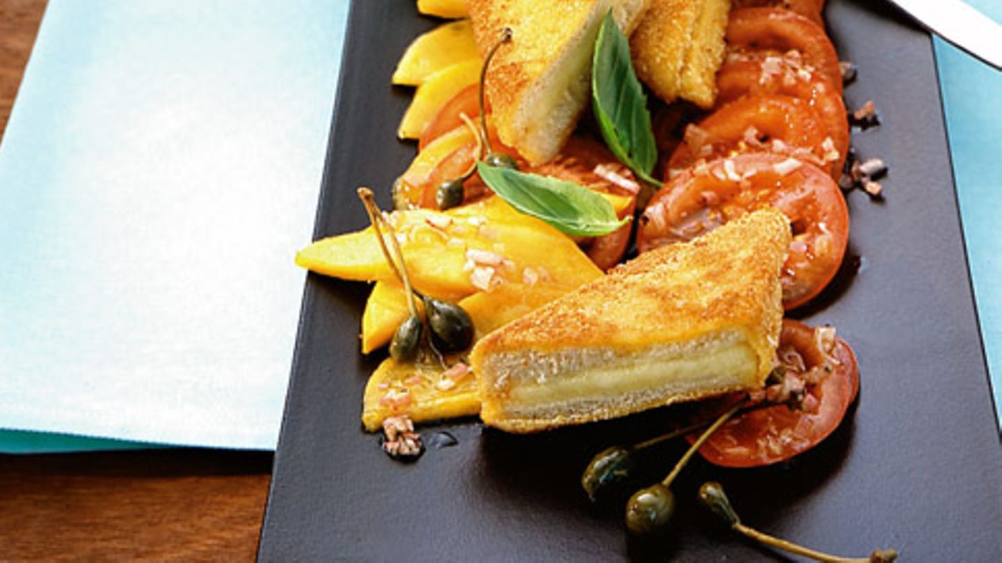 Gebackener Mozzarella mit Mangosalat Rezept