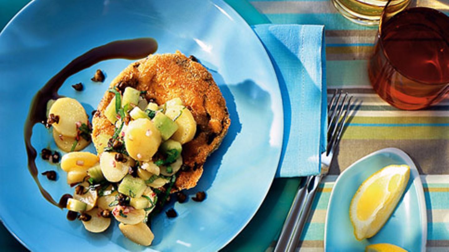 Portobello-Schnitzel mit Kartoffel-Gurken-Salat Rezept