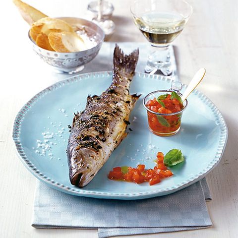 Loup de Mer mit Tomaten-Aprikosen-Salsa
