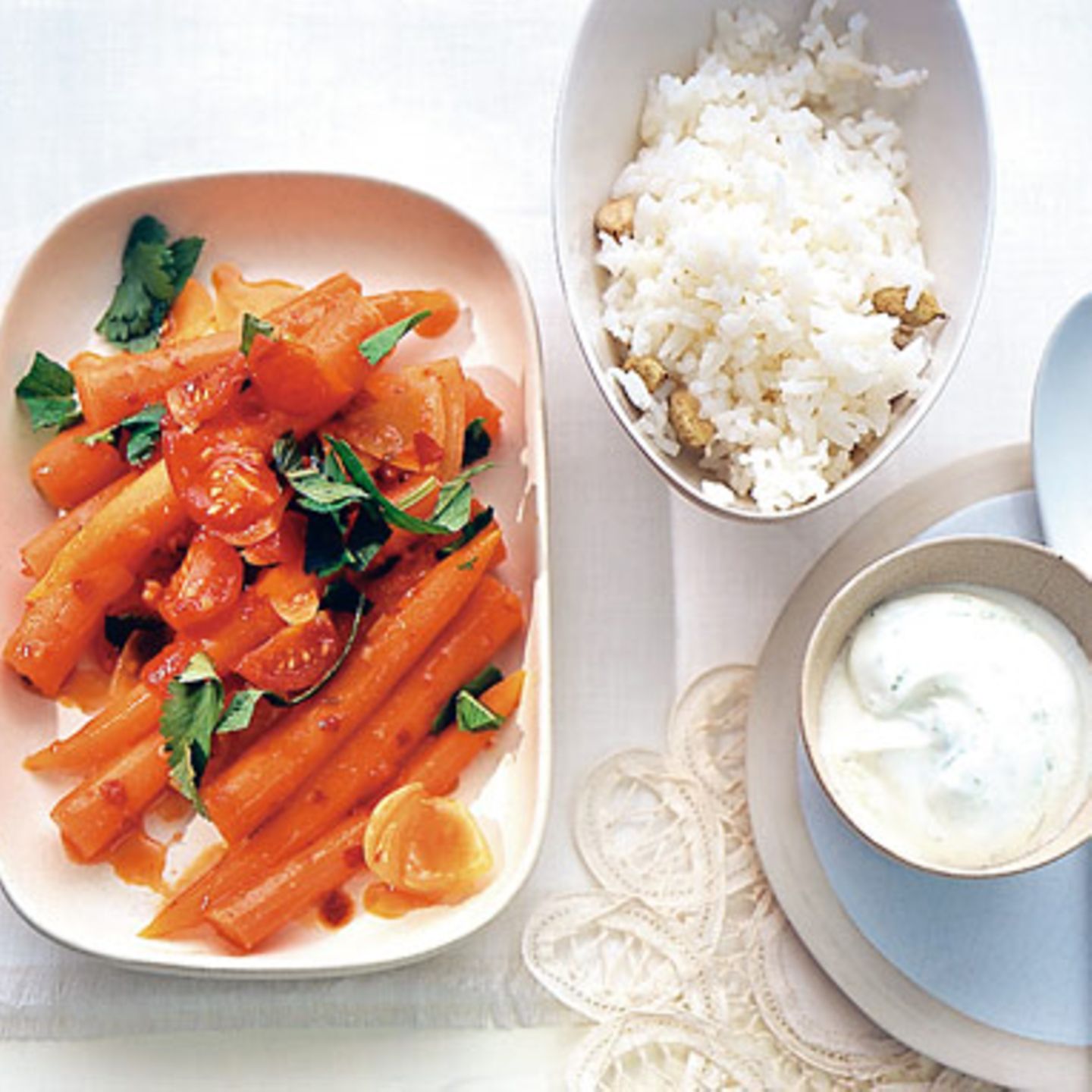 Sambal-Möhren mit Kardamomreis