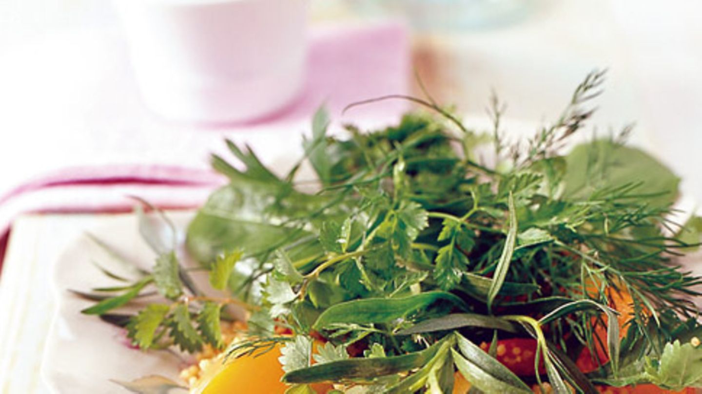 Kräutersalat mit Couscous Rezept