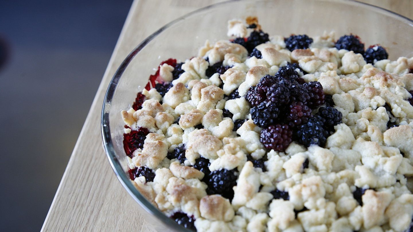 Brombeer-Crumble Rezept - [ESSEN UND TRINKEN]