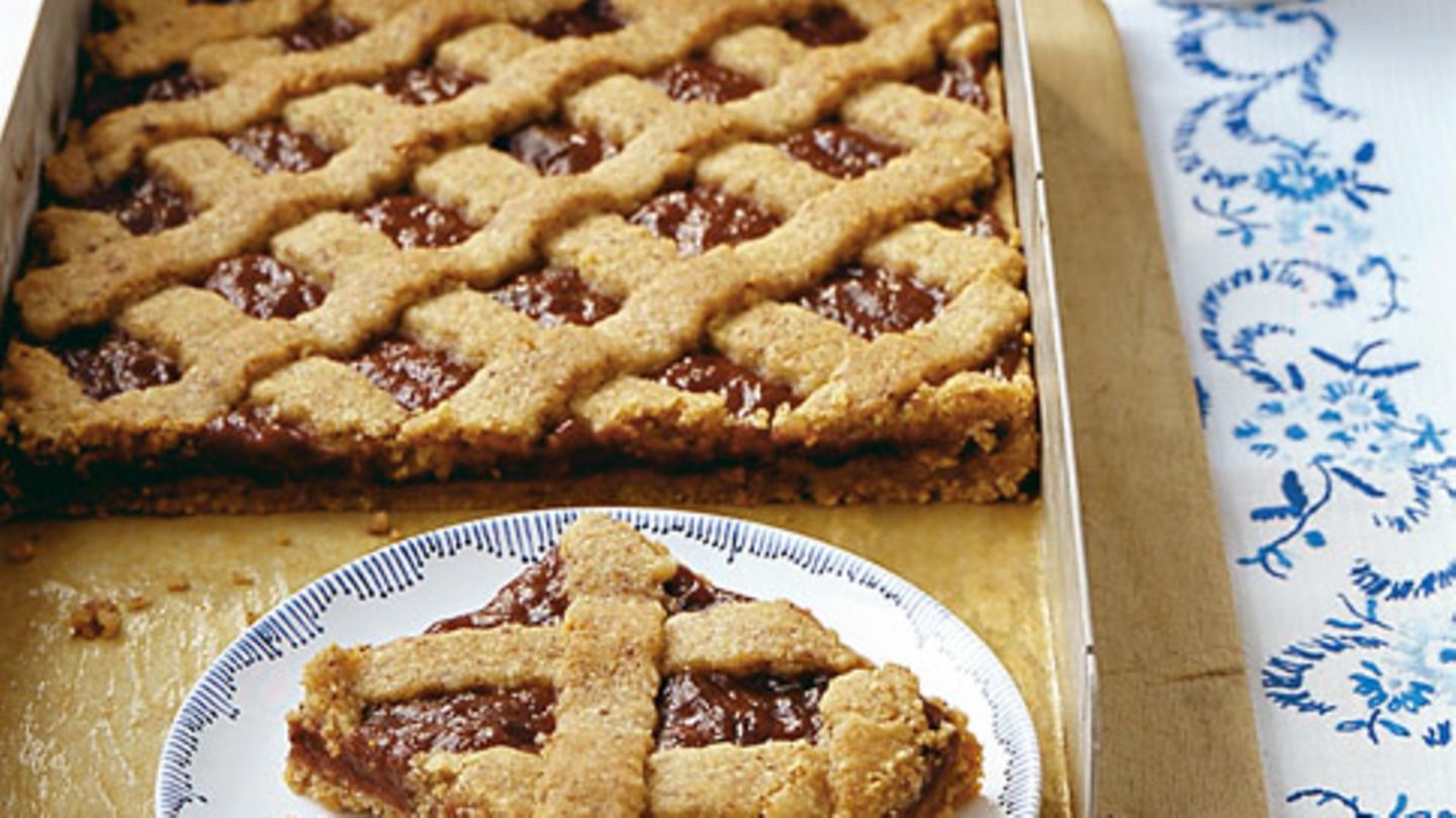 Linzer Kuchen mit Zwetschgenröster Rezept - [ESSEN UND TRINKEN]