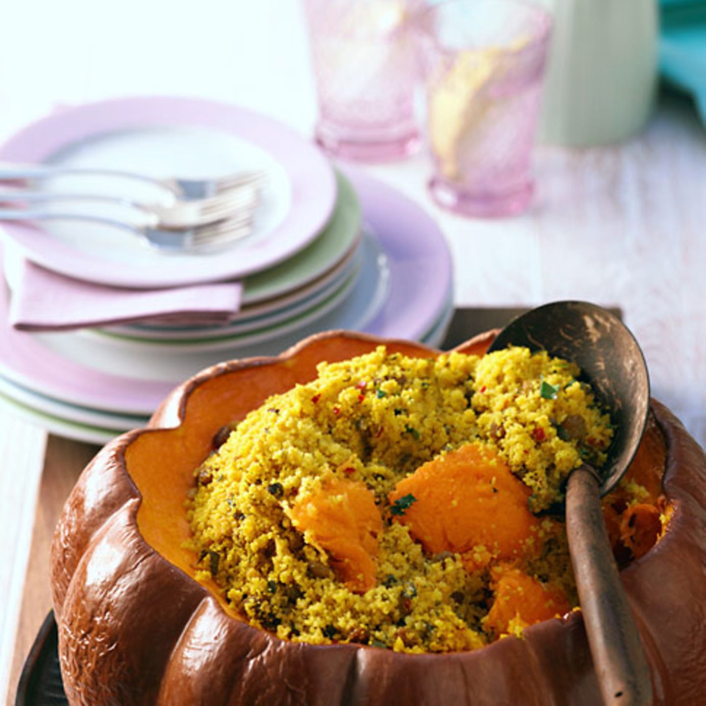 Kürbis mit Couscousfüllung