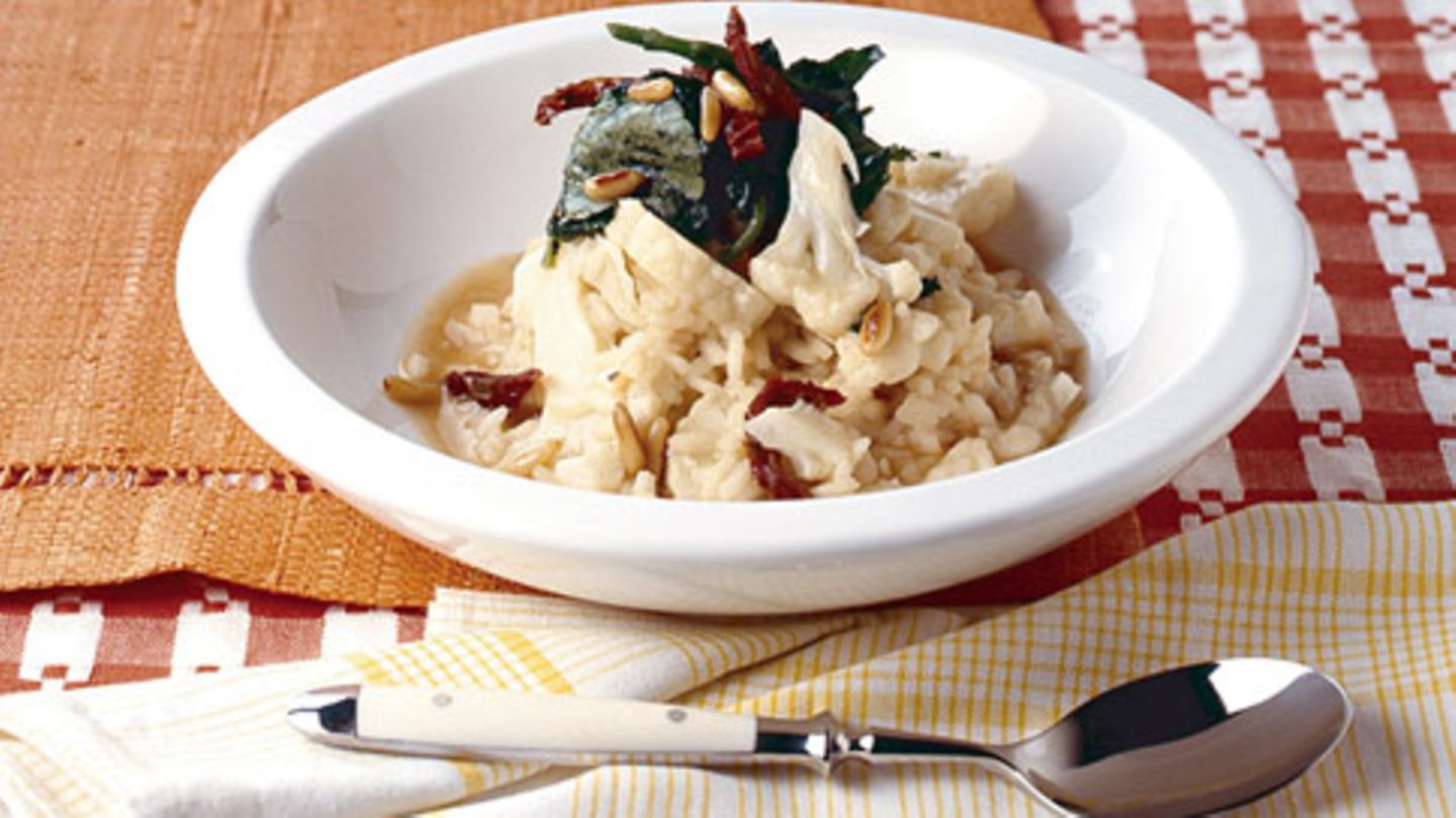 Risotto mit Blumenkohl und Brunnenkresse Rezept [ESSEN UND TRINKEN]