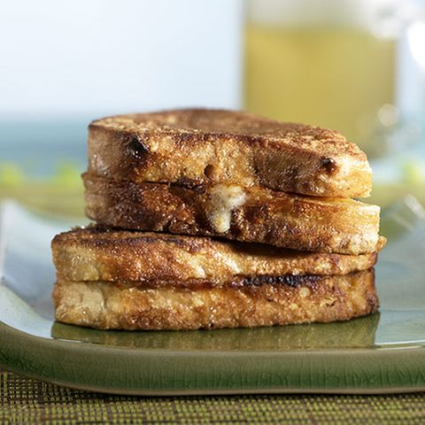 Gebackenes Mozzarella-Sandwich