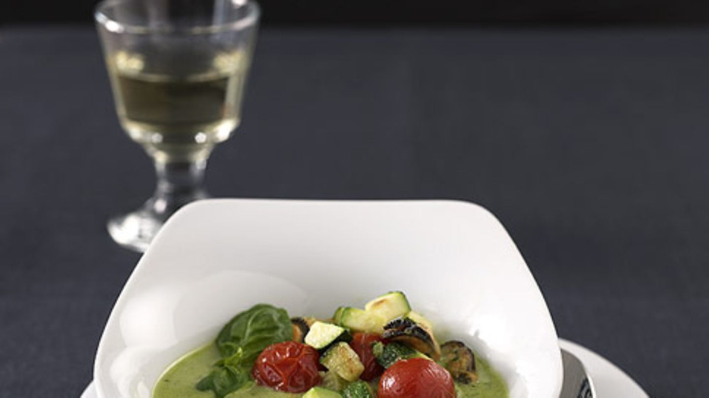Muschelsuppe mit Pesto Rezept