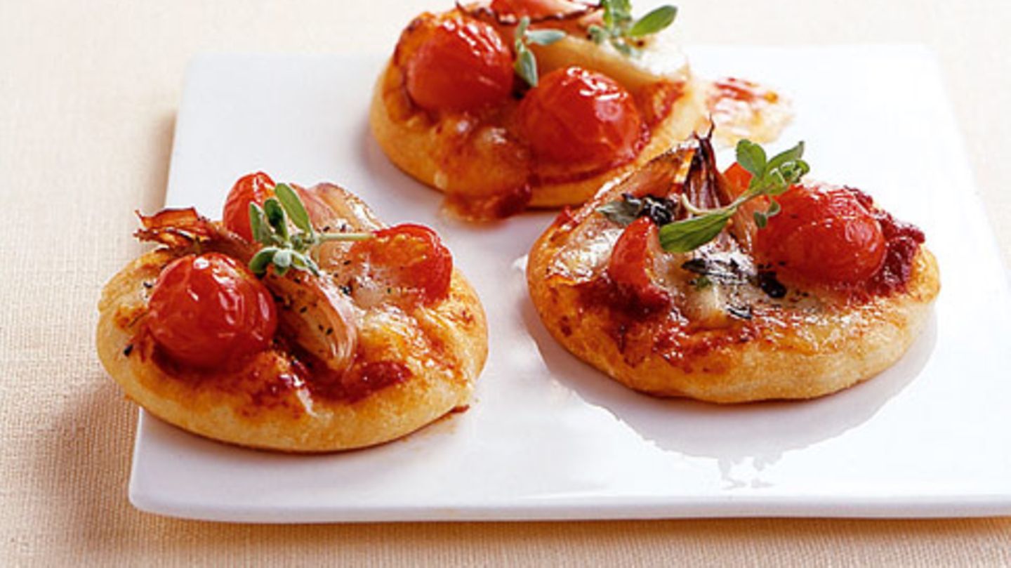 Tomaten-Minipizzen Rezept