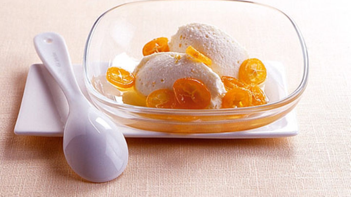 Joghurtmousse mit Kumquats Rezept