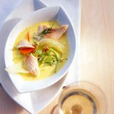 Fischsuppe mit Fenchel und Möhren
