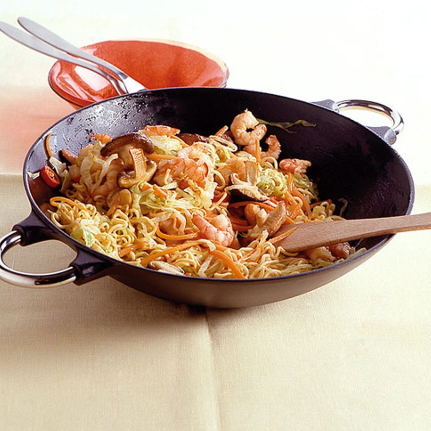Bratnudeln mit Shrimps