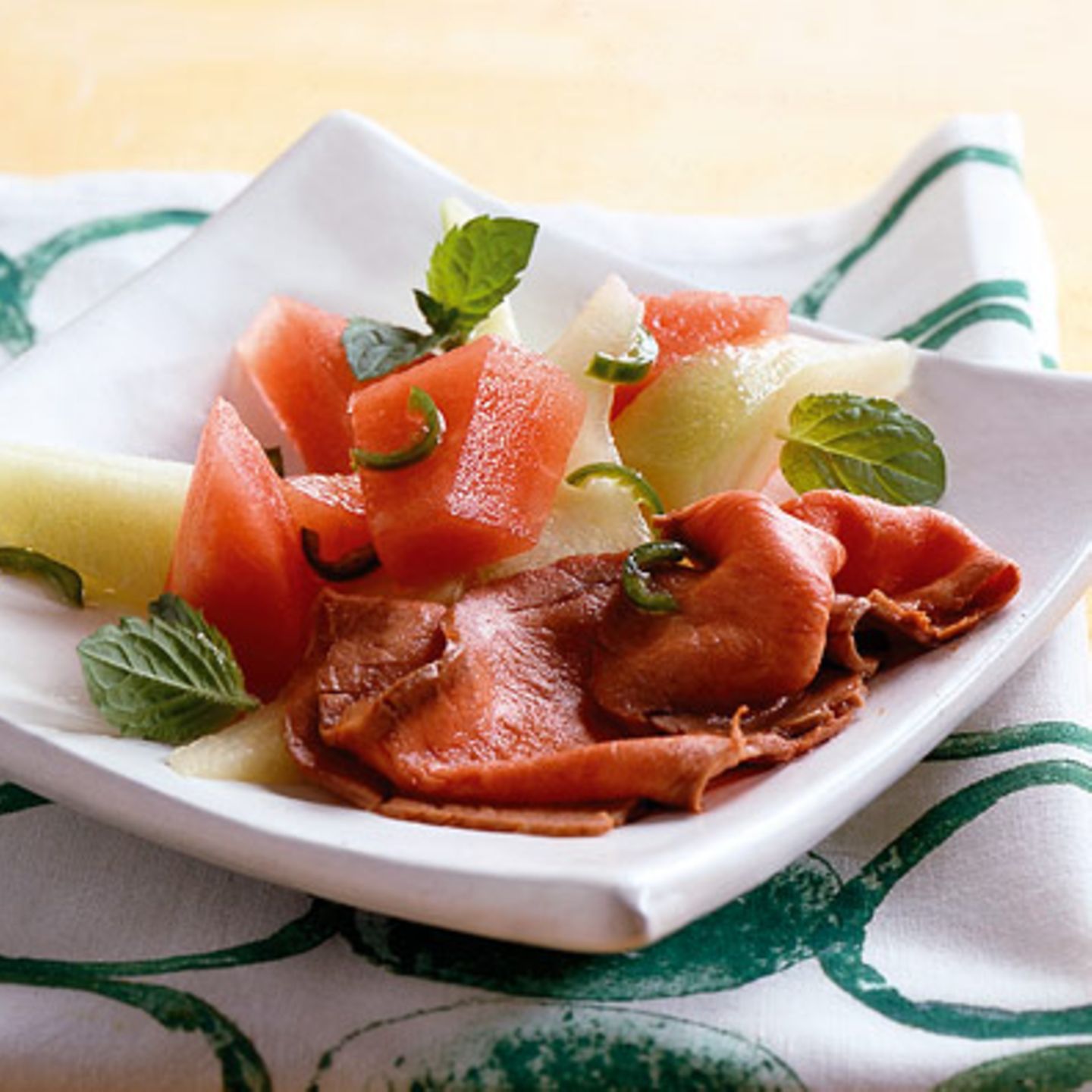 Melonensalat mit Roastbeef