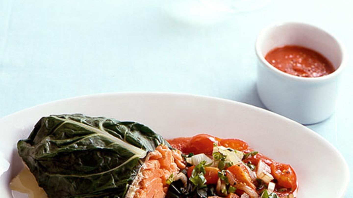 Gedämpfter Lachs mit Mangold Rezept