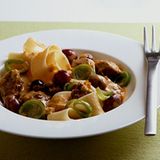 Lammgulasch mit Trauben