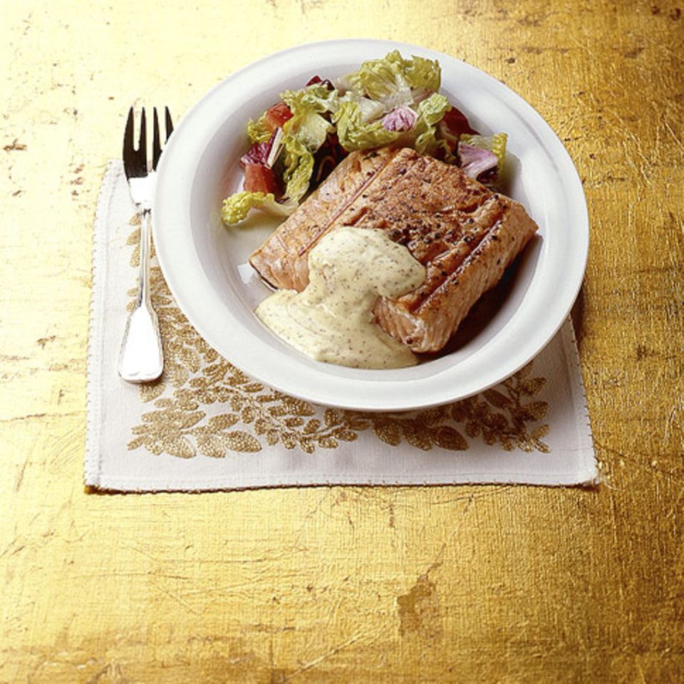 Lachs mit Senfcreme