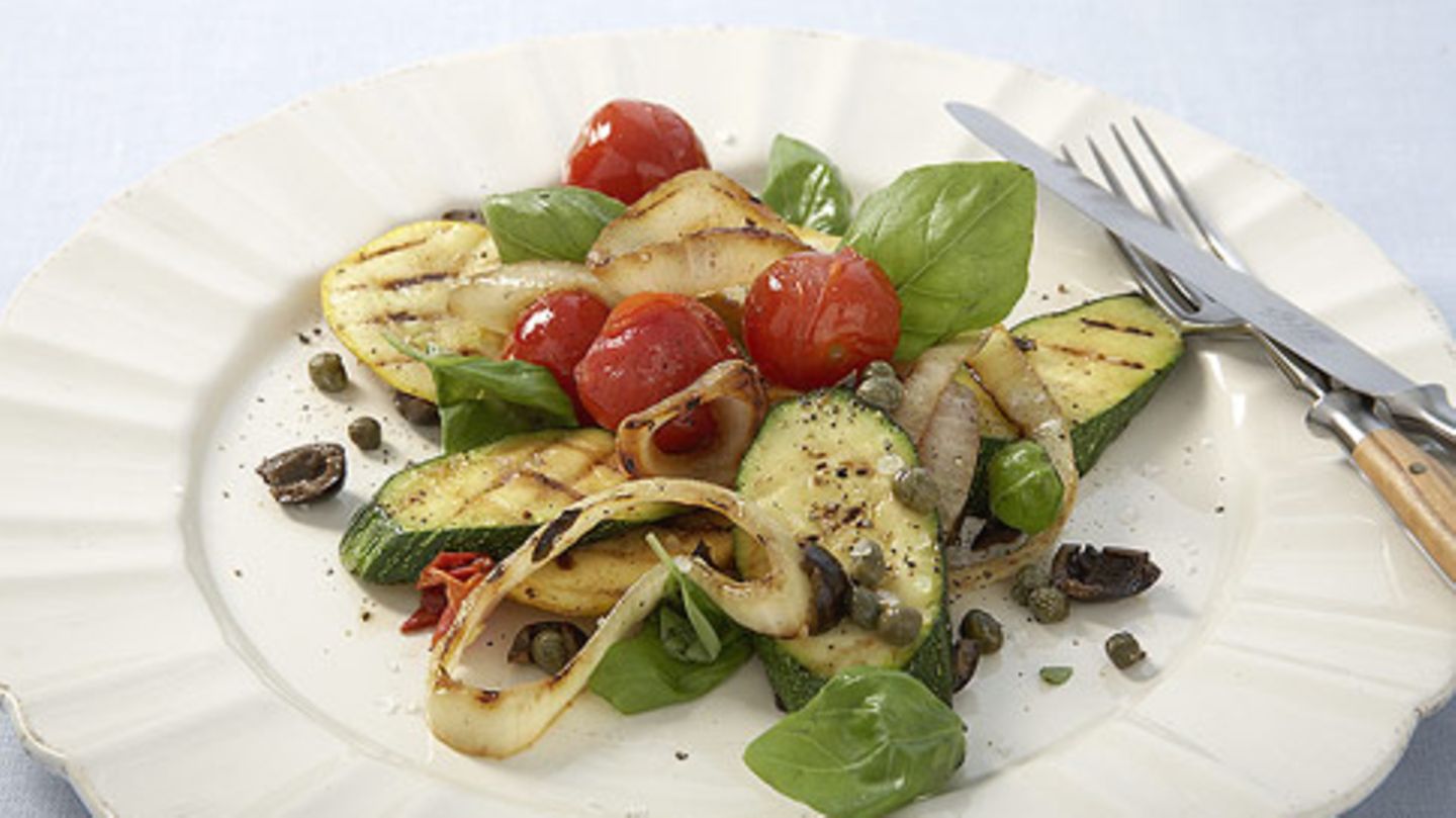 Mediterraner Gemüsesalat Rezept