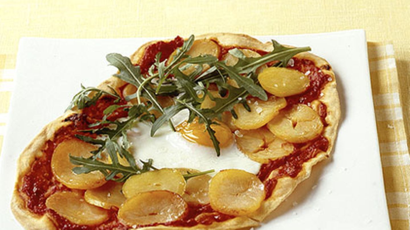 Flammekuchen mit Ei Rezept - [ESSEN UND TRINKEN]