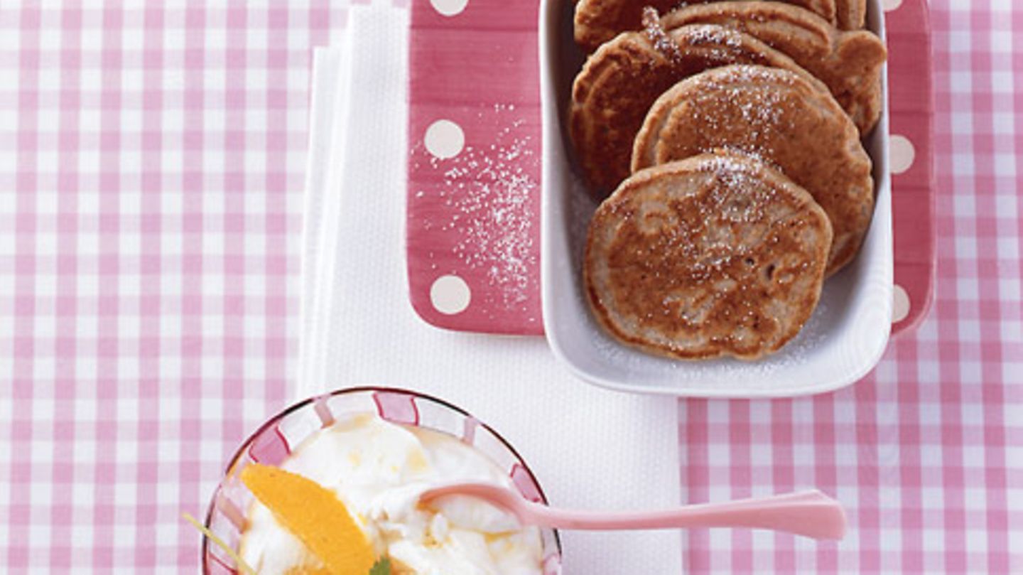 Blini mit Orangenquark Rezept - [ESSEN UND TRINKEN]