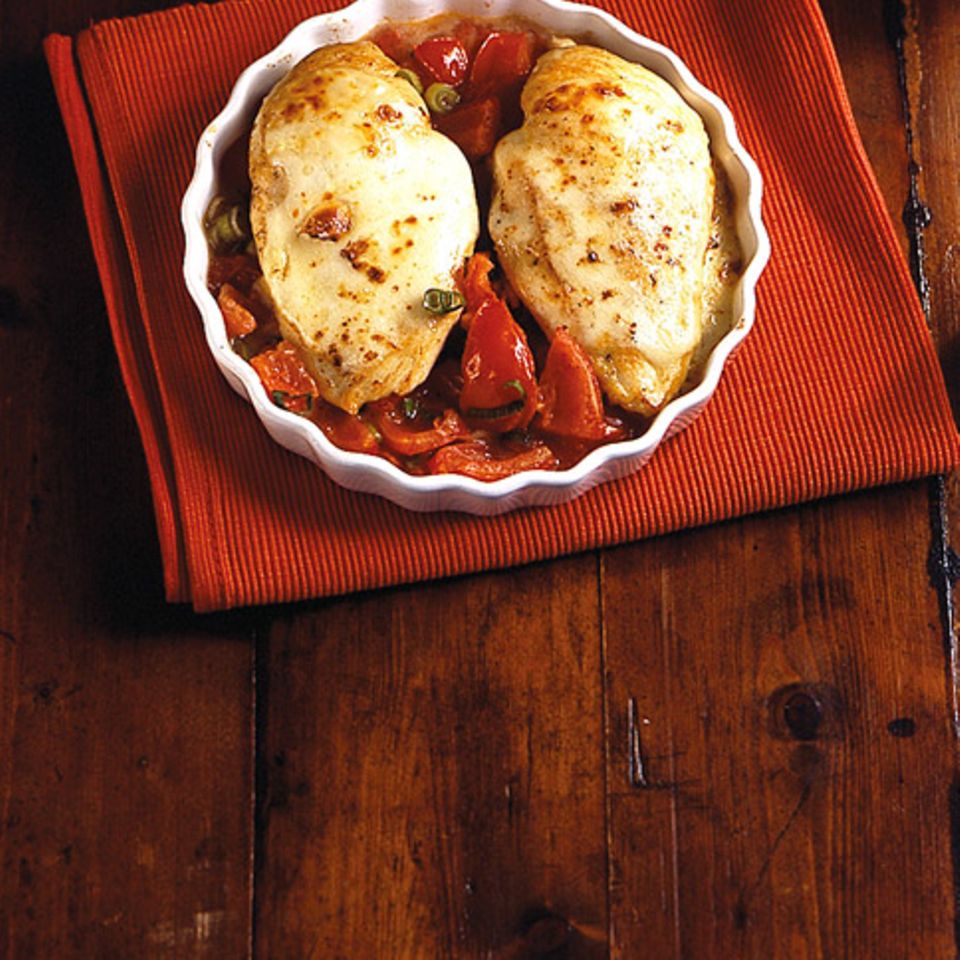 Tomaten-Mozzarella-Huhn Rezept - [ESSEN UND TRINKEN]