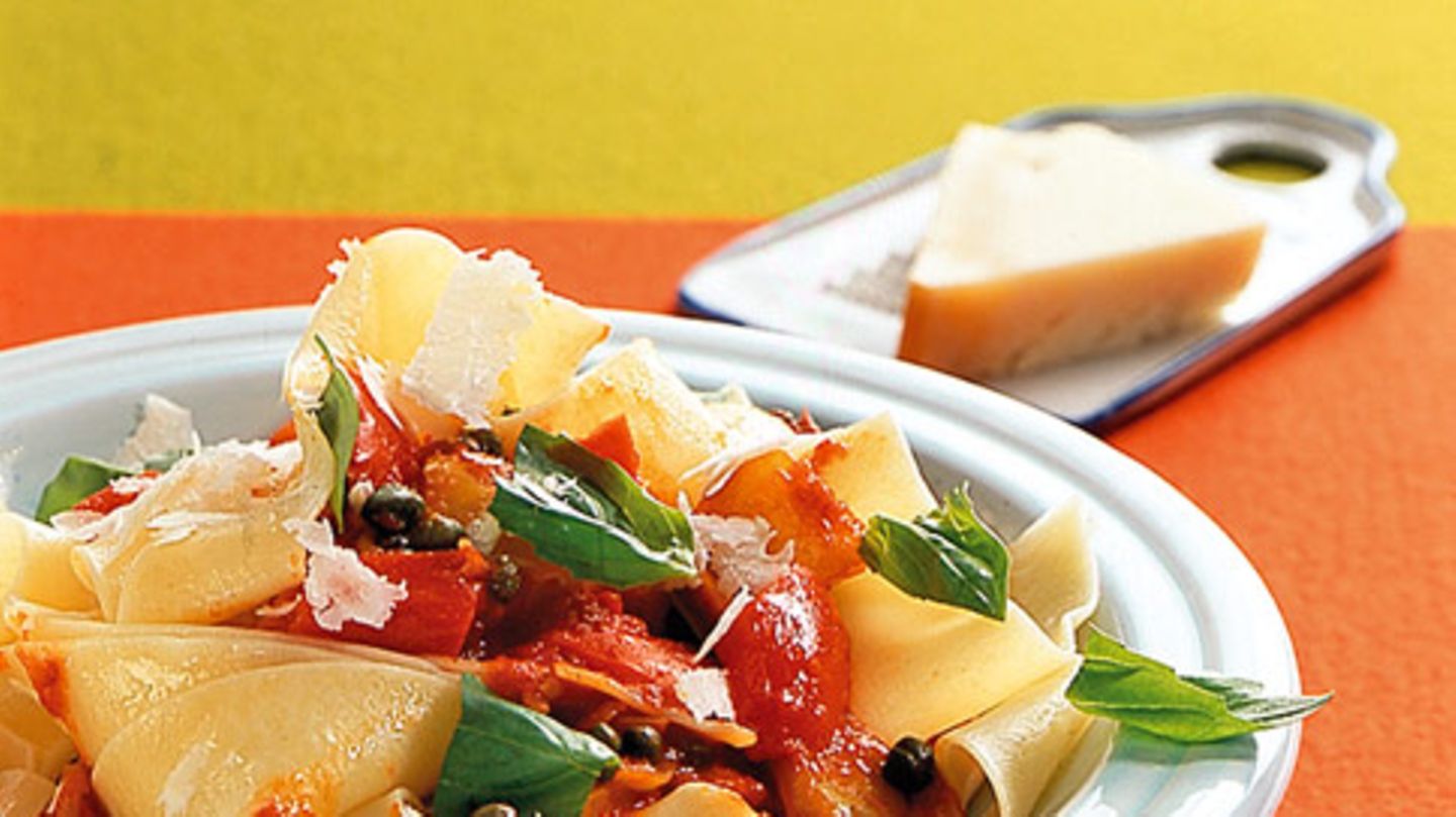 Nudeln mit Paprikasauce Rezept