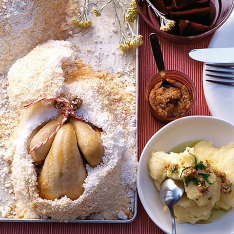 Stubenküken in der Salzkruste