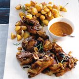 Spanferkel mit Mojo Picon und Röstkartoffeln