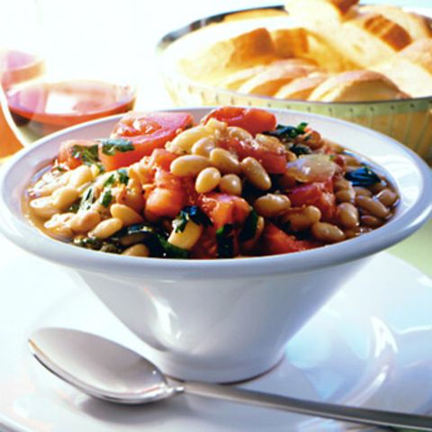 Palbohnen-Suppe mit Tomaten
