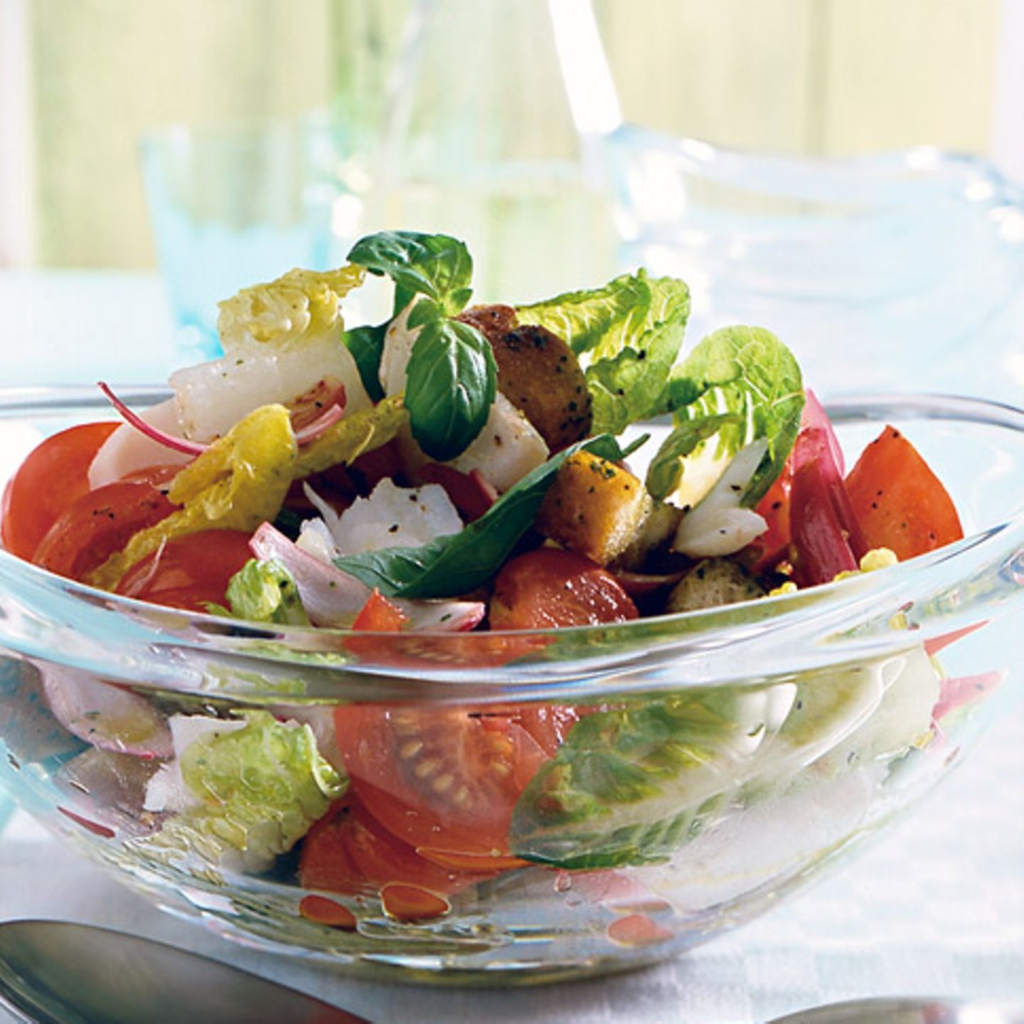 Tomaten-Brot-Salat mit Kabeljau