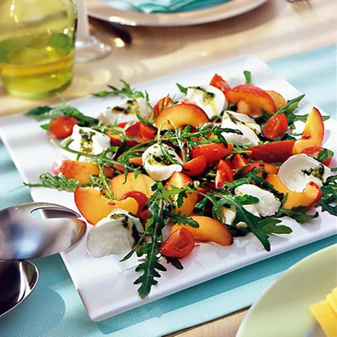 Pfirsich-Tomaten-Salat