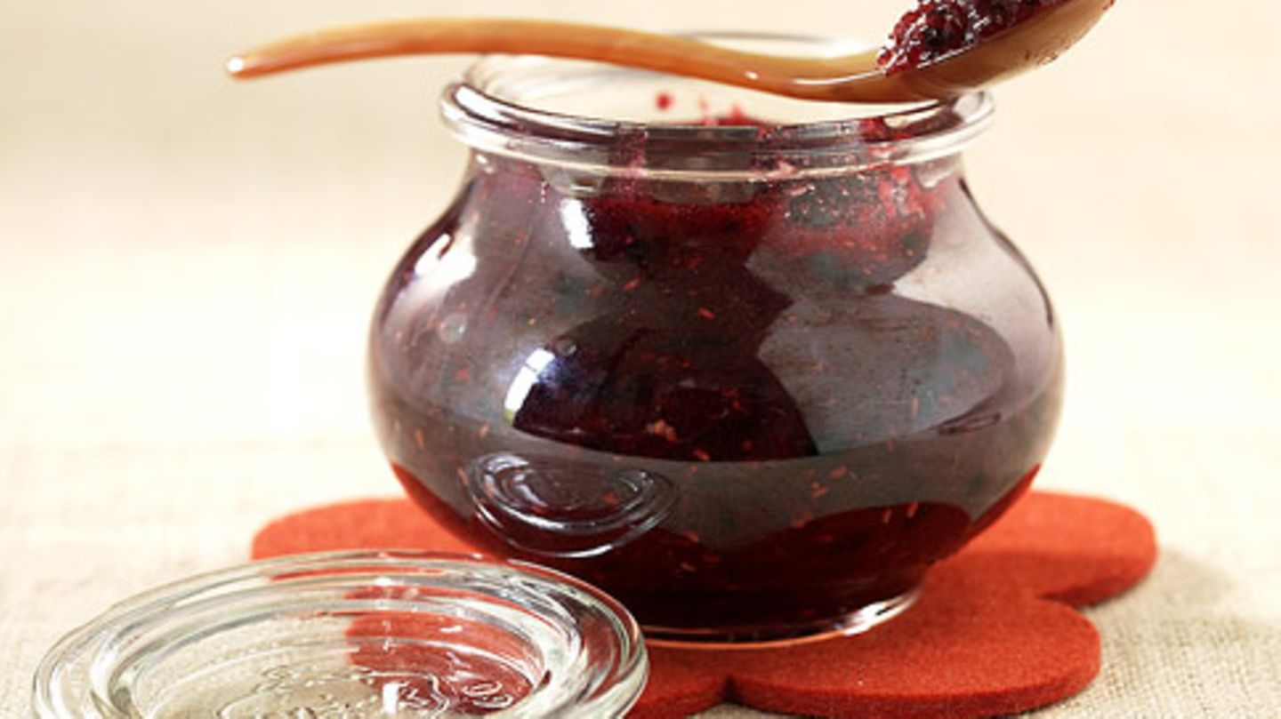 Rumtopf-Konfitüre Rezept