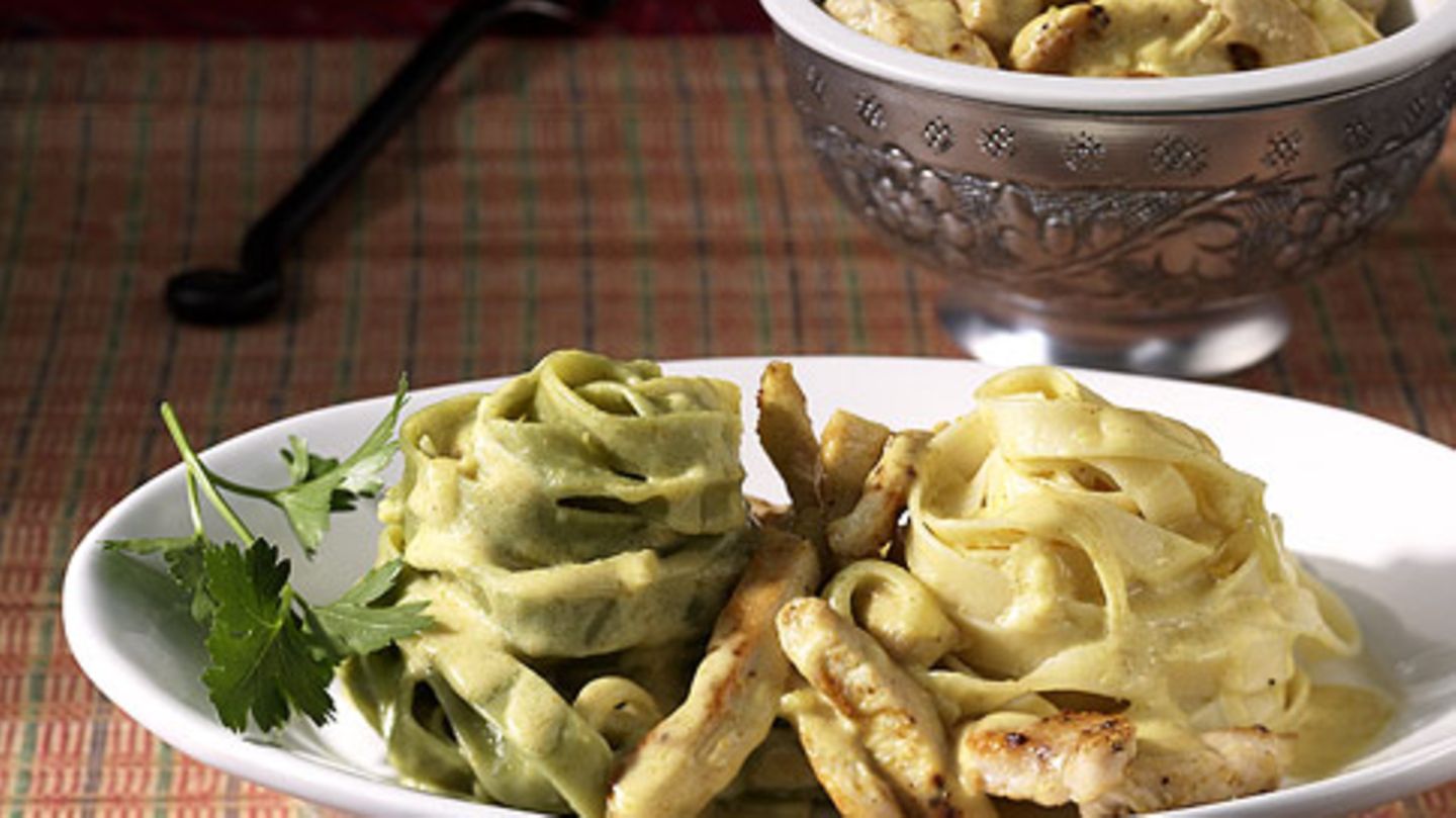 Pasta Stroh und Heu Rezept