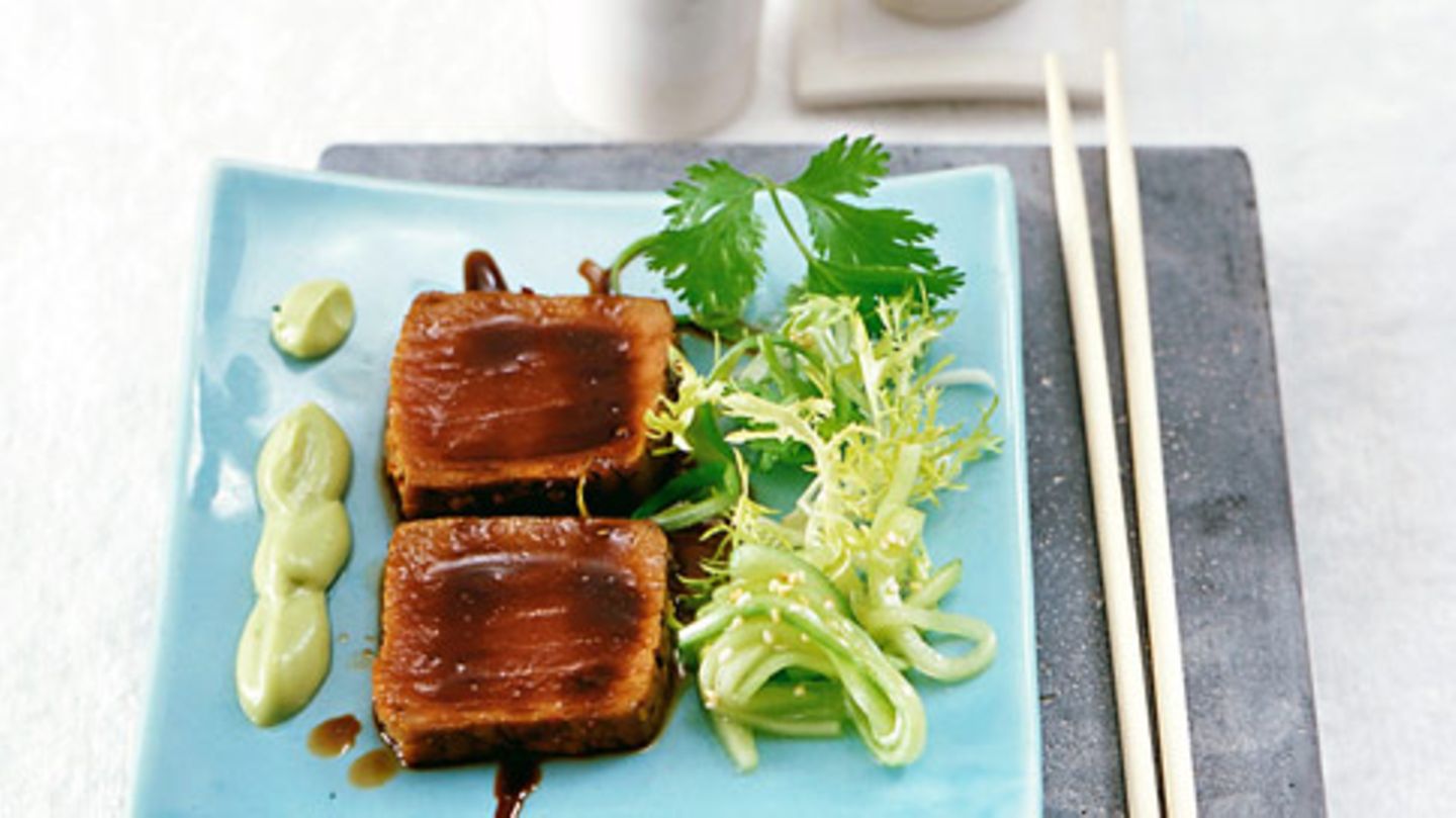 Teriyaki-Thunfisch mit Avocadocreme Rezept - [ESSEN UND TRINKEN]