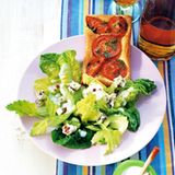 Römersalat mit Tomatenpizza