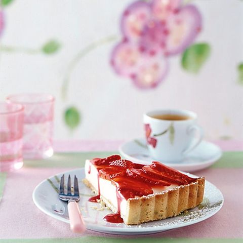 Erdbeertarte mit Sektmousse