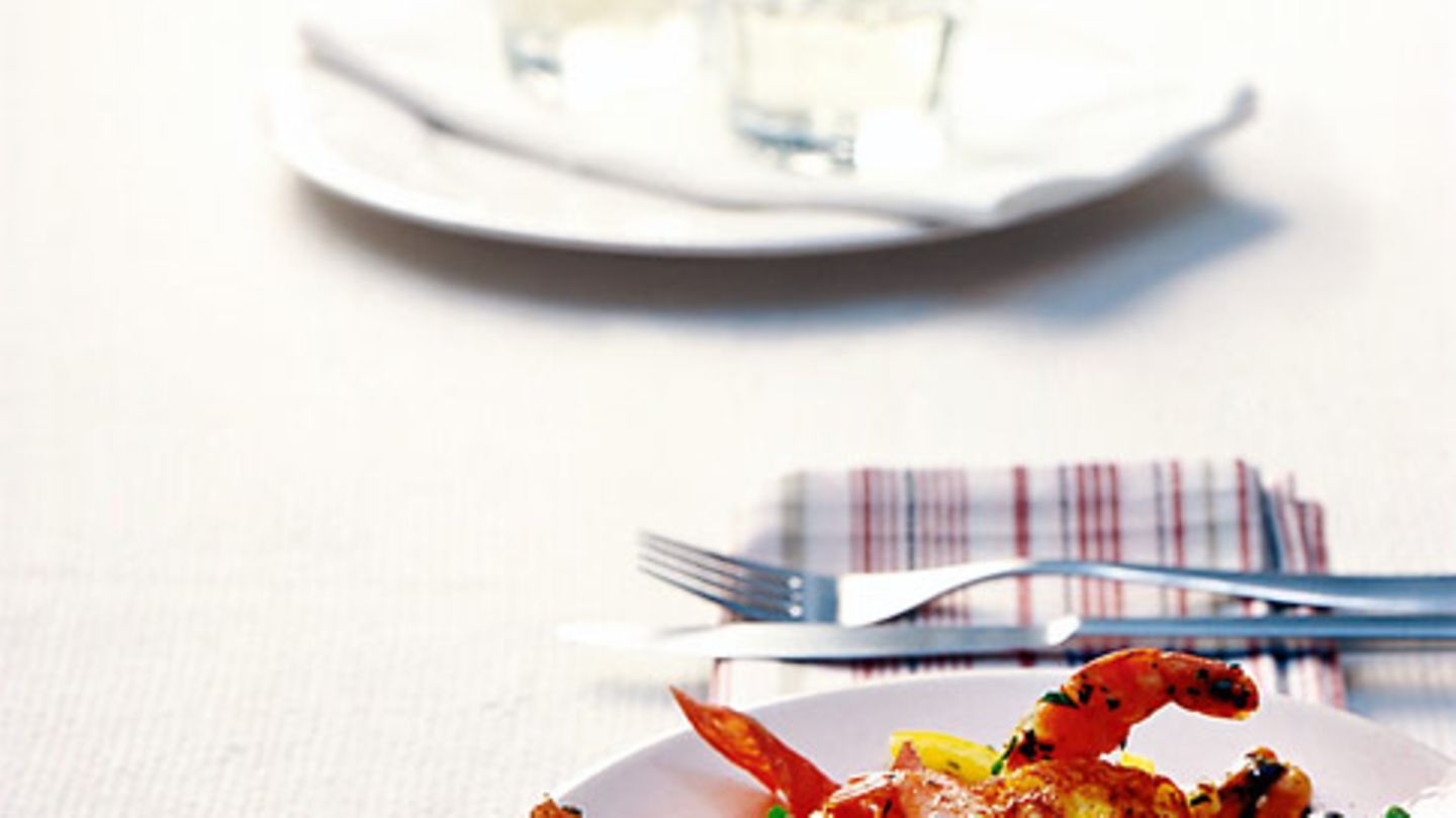 Paella-Bratlinge mit Muschel-Garnelen-Ragout Rezept