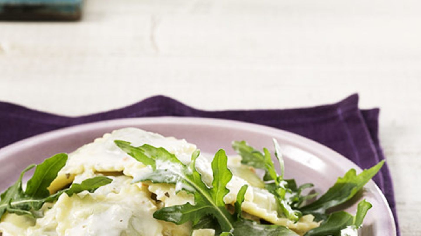 Spinat-Ravioli mit Zitrone Rezept - [ESSEN UND TRINKEN]