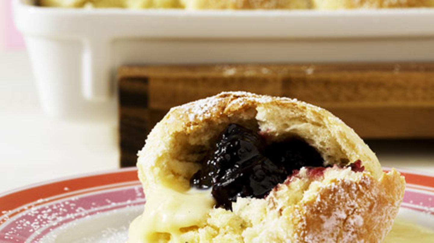 Brombeer-Buchteln Rezept