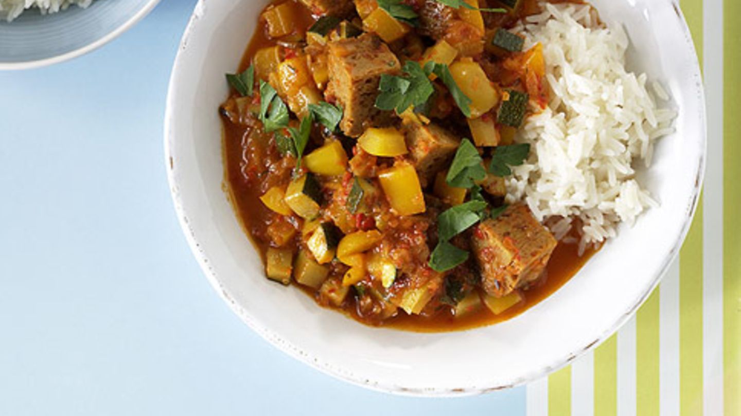 Veggie-Gulasch Rezept - [ESSEN UND TRINKEN]