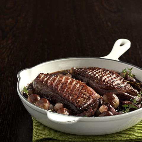 Rehgulasch Mit Rotwein Rezept Essen Und Trinken