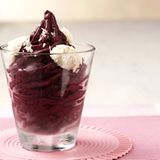 Brombeer-Eis