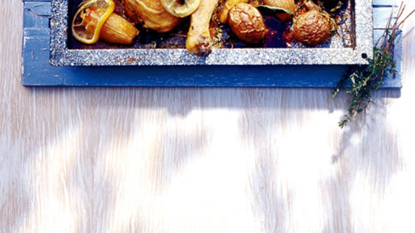 Zitronenhuhn mit Kartoffeln und Schalotten Rezept - [ESSEN UND TRINKEN]