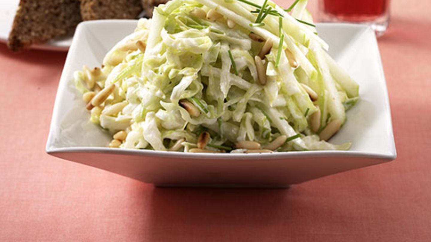 Spitzkohl-Waldorfsalat Rezept