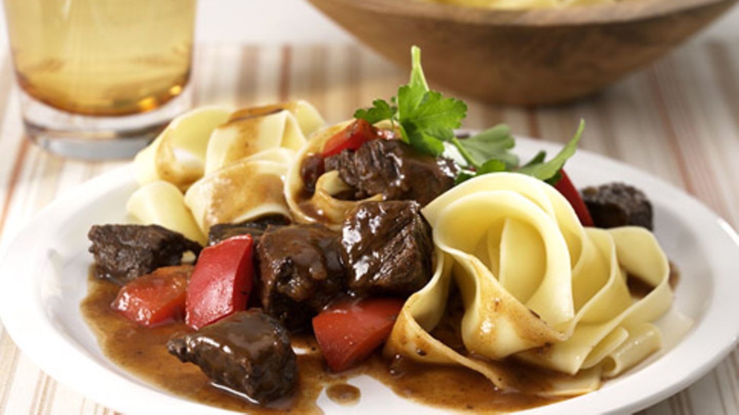Rindergulasch Rezept