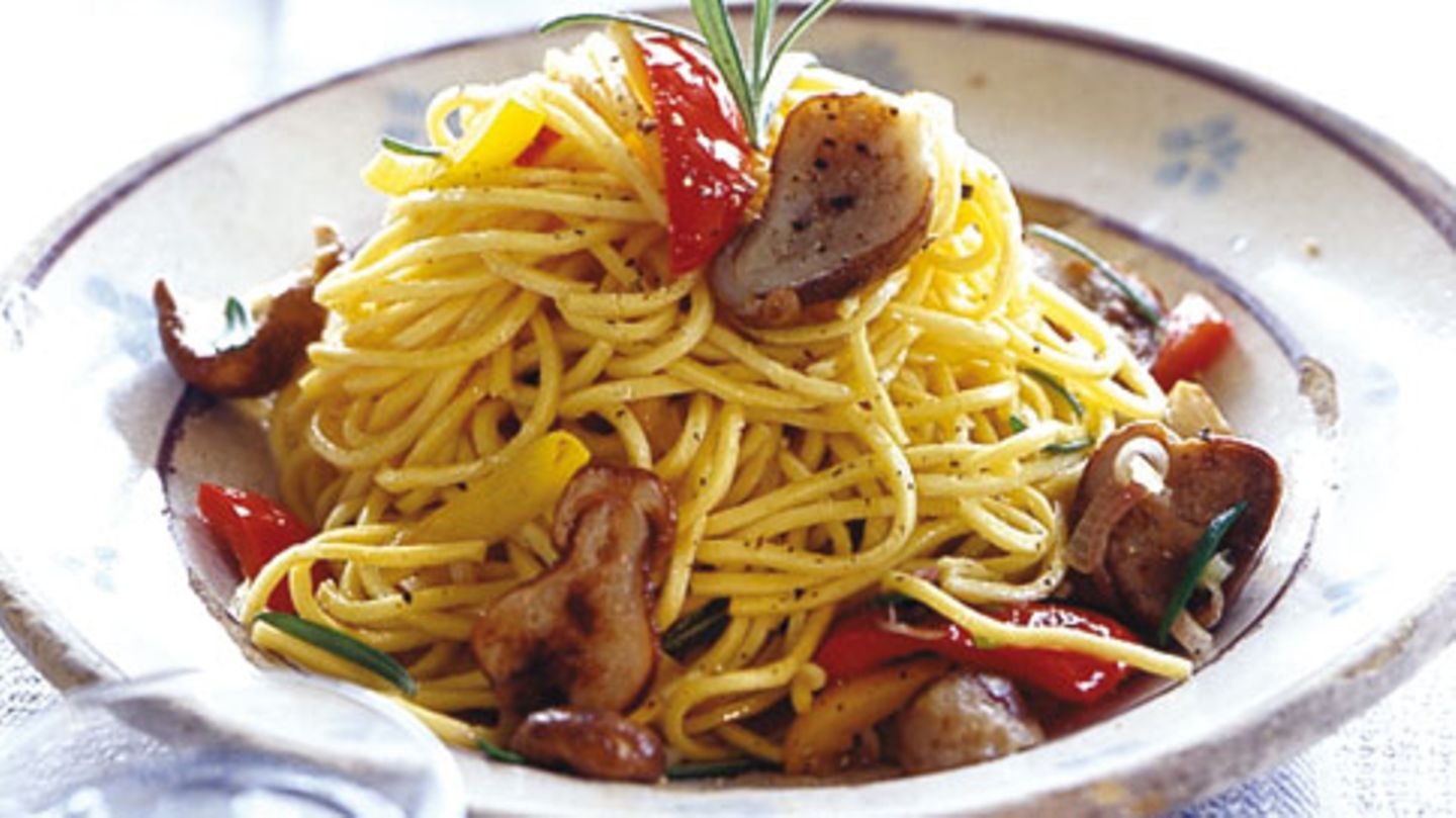 Spaghetti mit Pilzen Rezept - [ESSEN UND TRINKEN]