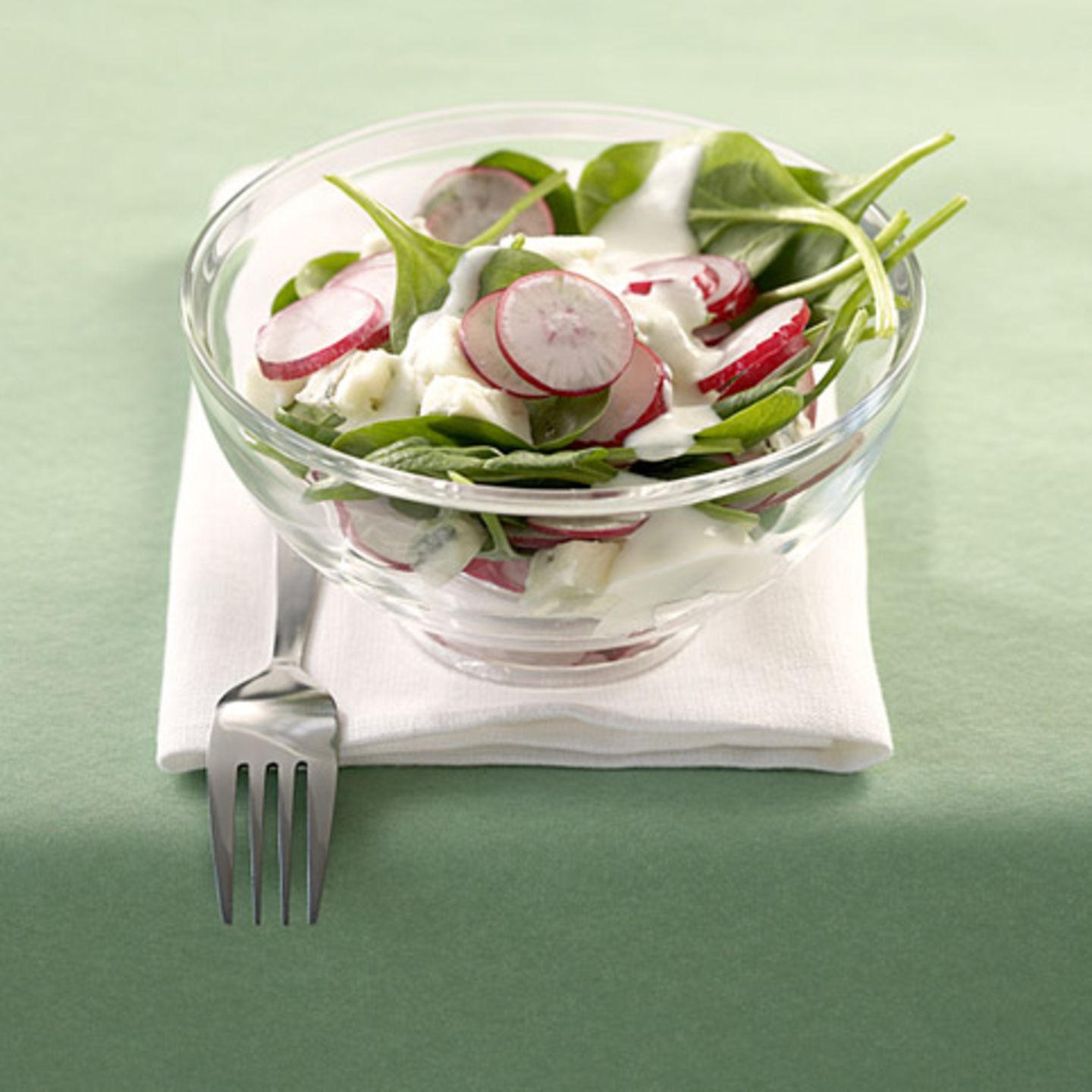 Spinat-Radieschen-Salat