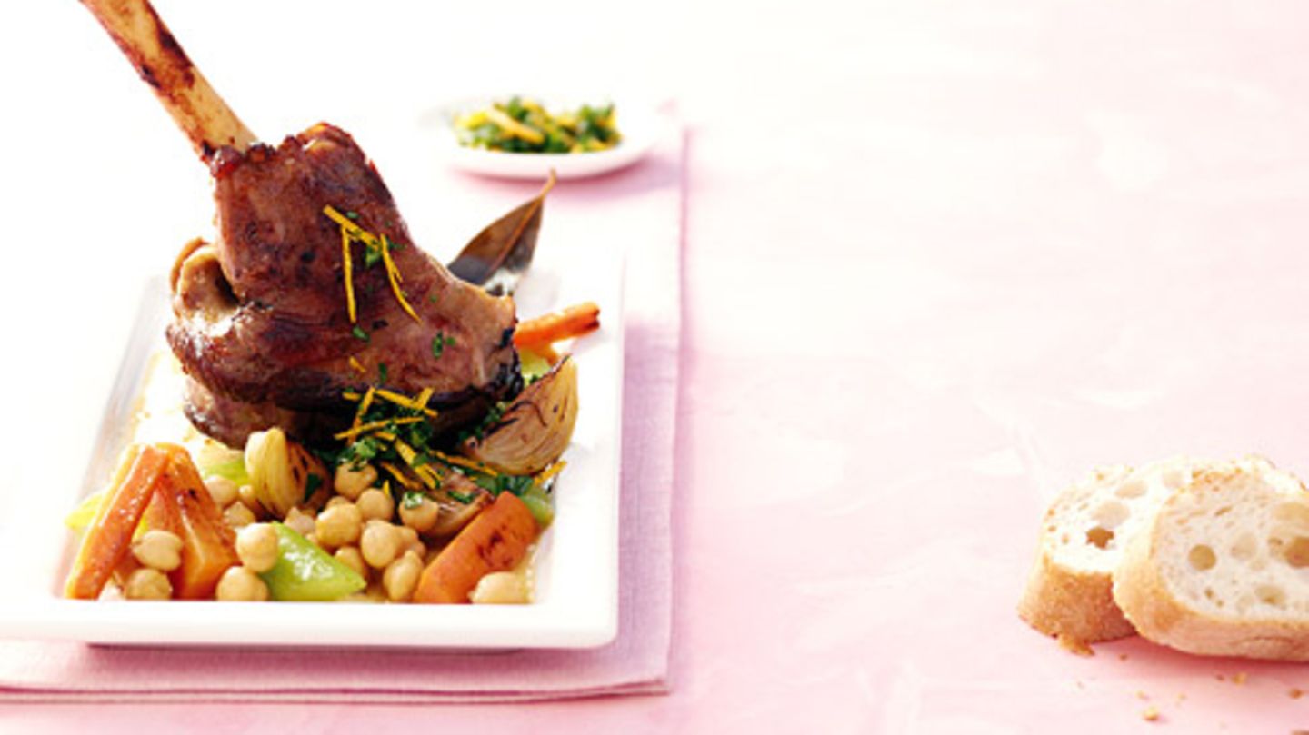 Geschmorte Lammstelzen Rezept